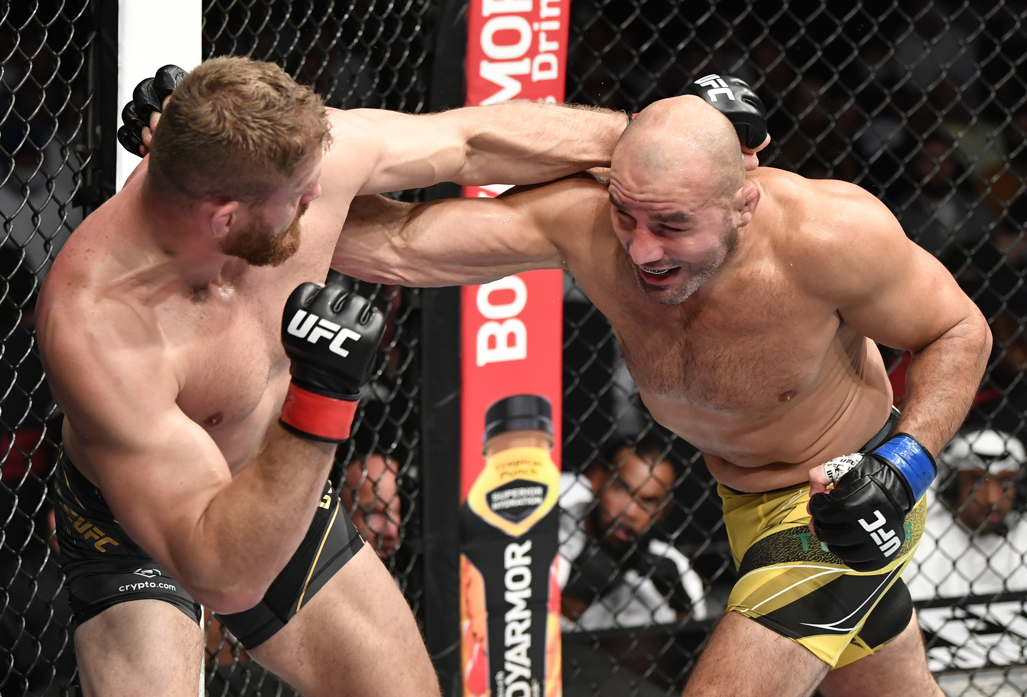 2021: UFC 267: Blachowicz vs. Teixeira