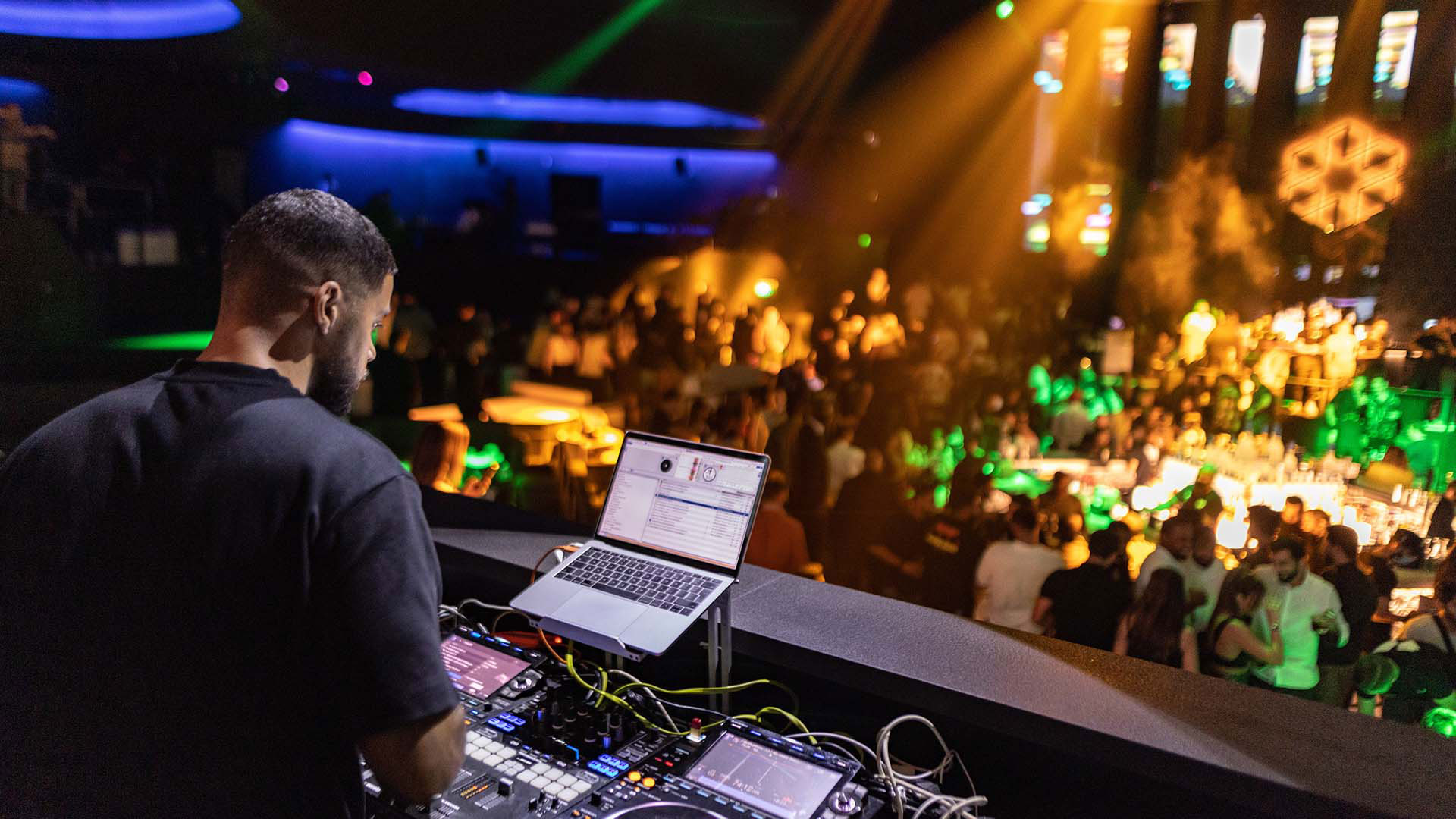 Dance off at WHITE Abu Dhabi