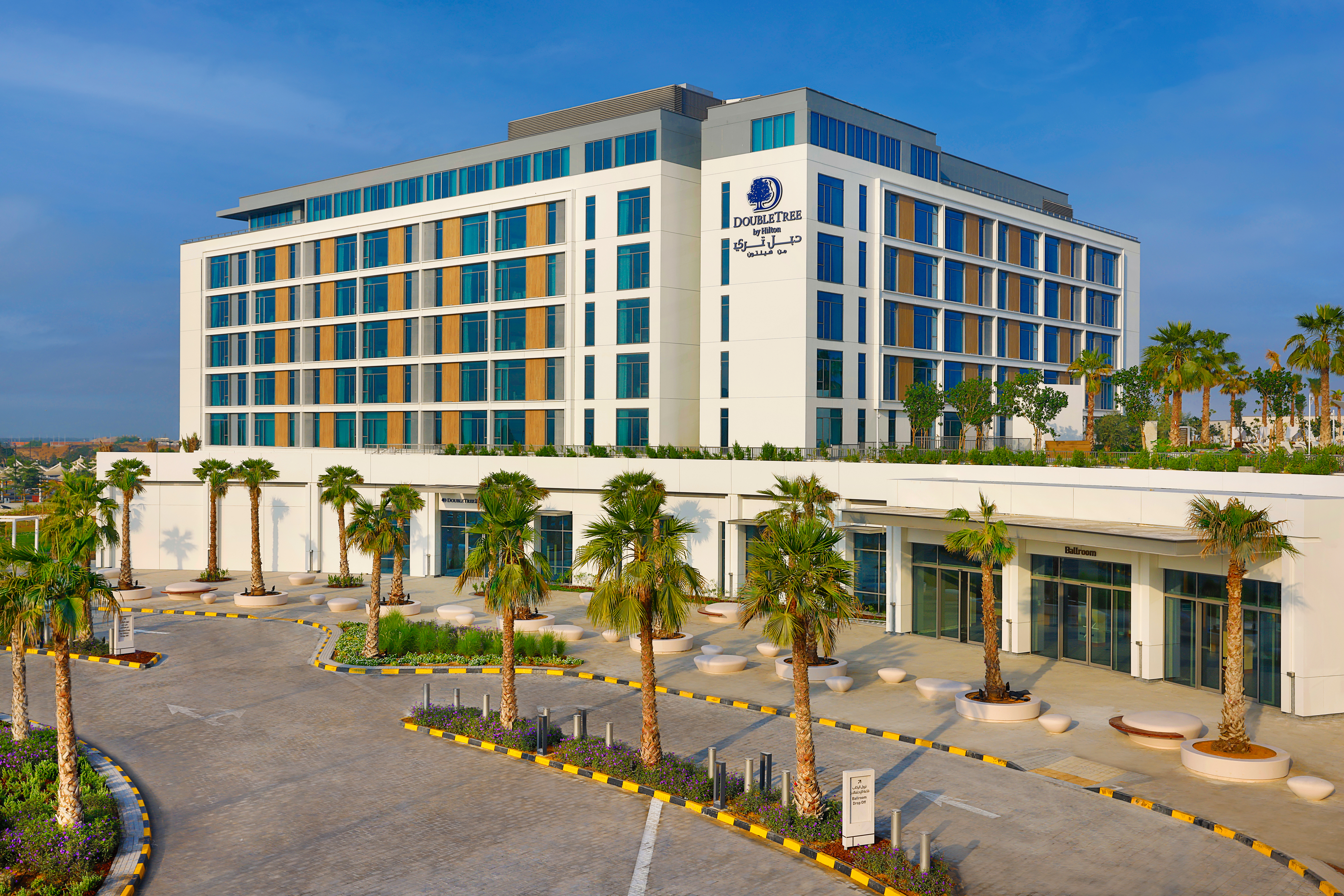 doubletree by hilton abu dhabi