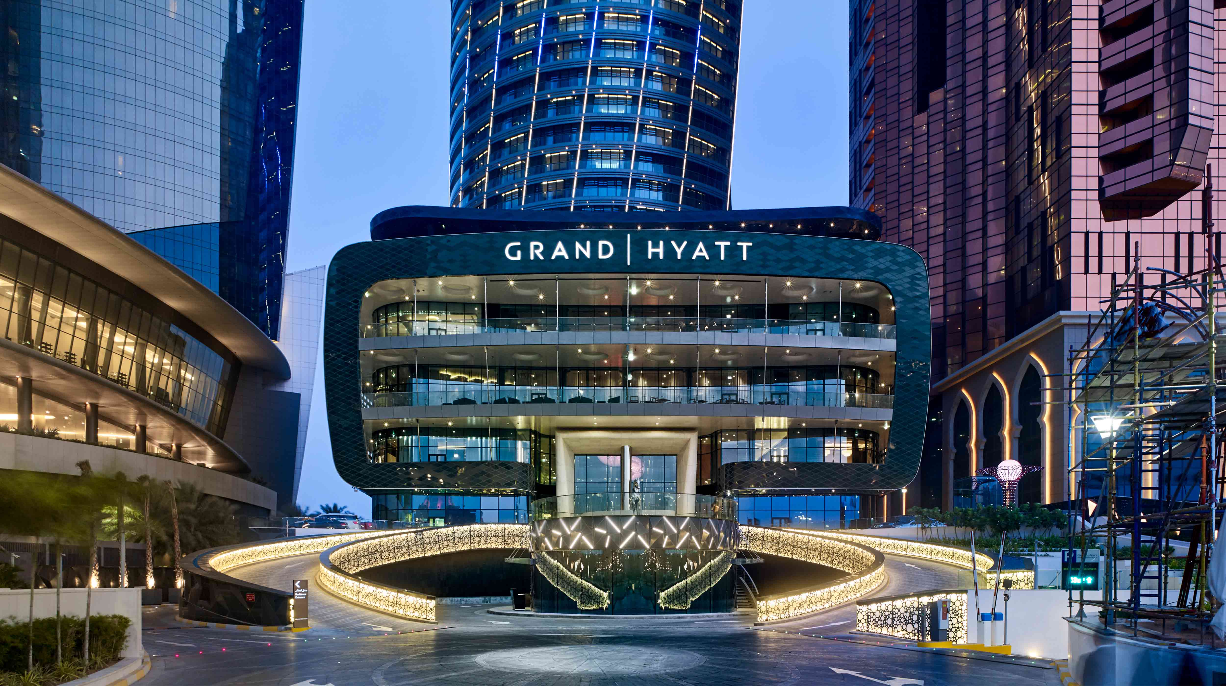 Exterior of Grand Hyatt Abu Dhabi Hotel & Residences Emirates Pearl