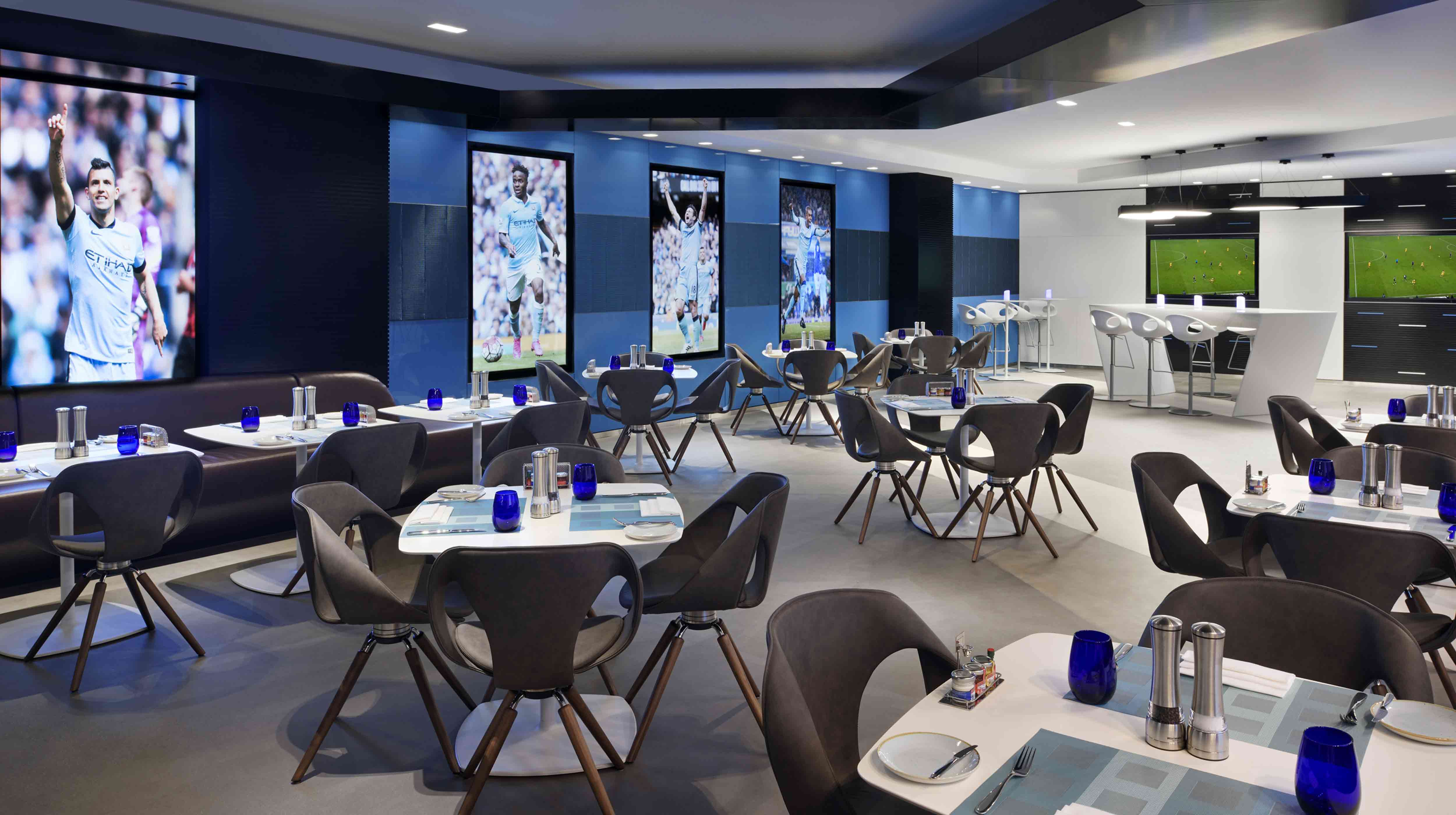 布鲁丝格埃休闲吧及烧烤餐厅（Blu Sky Lounge & Grill）